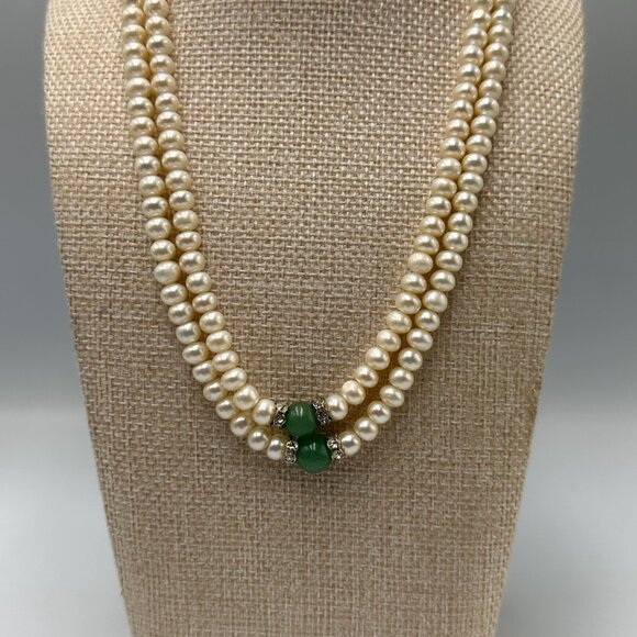 Vintage Faux Pearl Necklace Double Strand Green Accent 14/20 GF Clasp Elegant - Picture 3 of 12